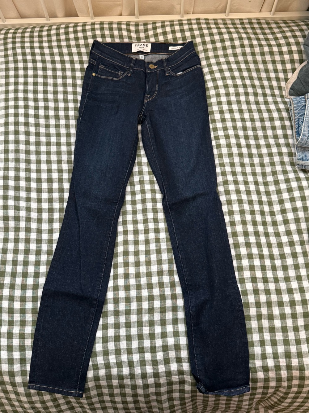 Frame Denim Indigo Stretch Skinny Jeans